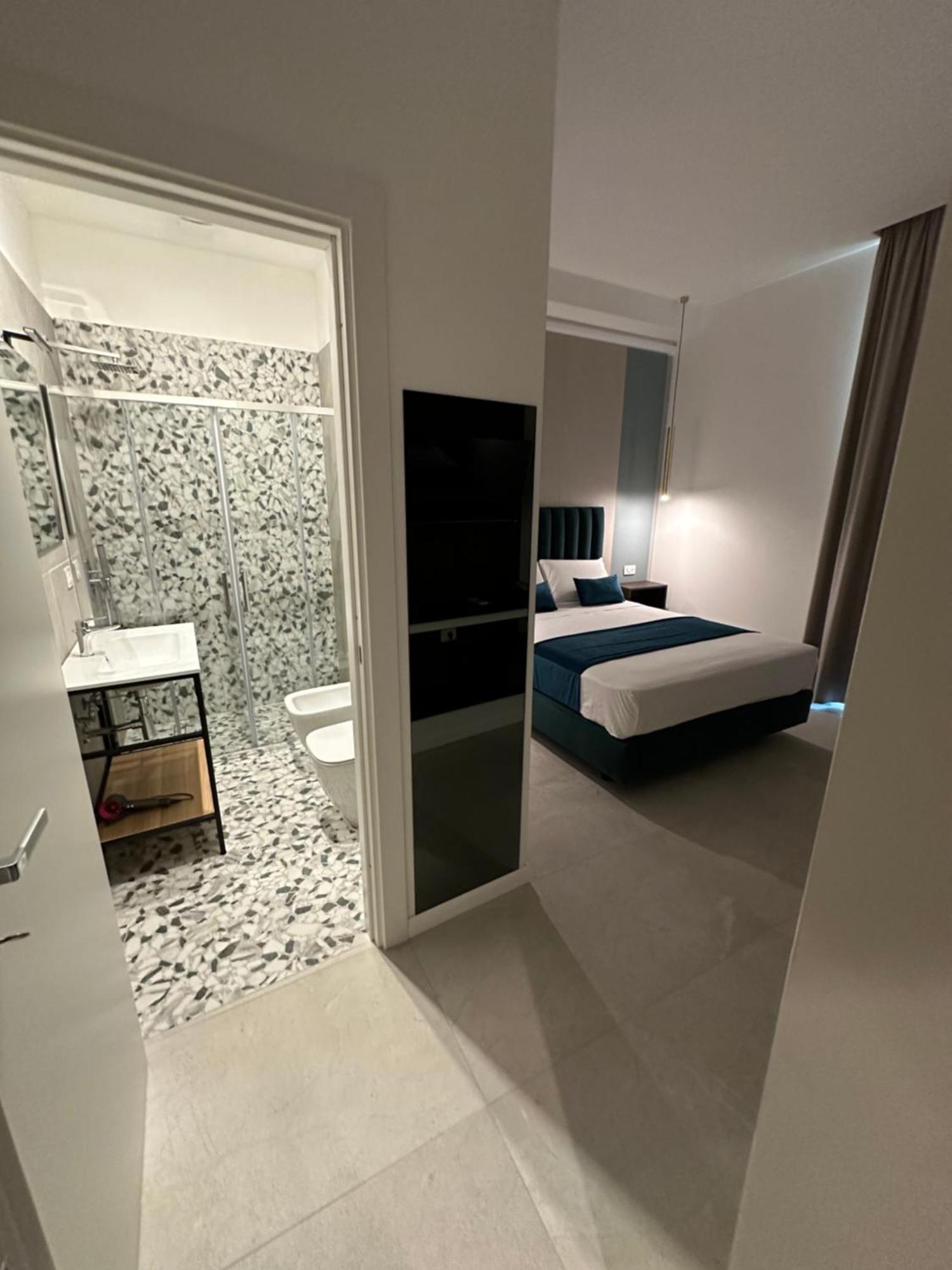 Hotiday Room Collection - Napoli Museo Suite מראה חיצוני תמונה