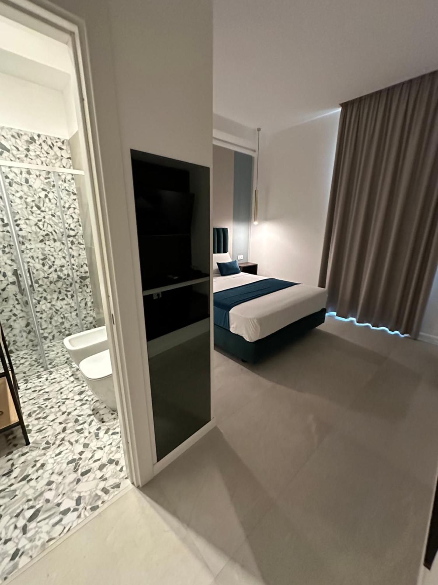 Hotiday Room Collection - Napoli Museo Suite מראה חיצוני תמונה