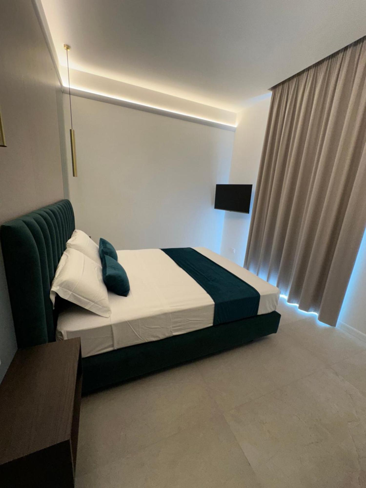 Hotiday Room Collection - Napoli Museo Suite מראה חיצוני תמונה
