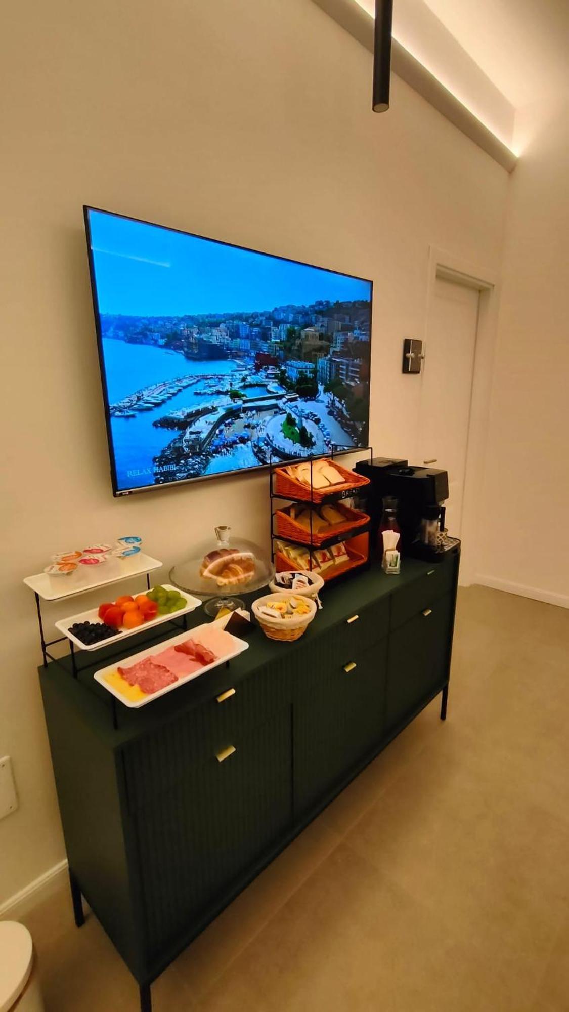 Hotiday Room Collection - Napoli Museo Suite מראה חיצוני תמונה