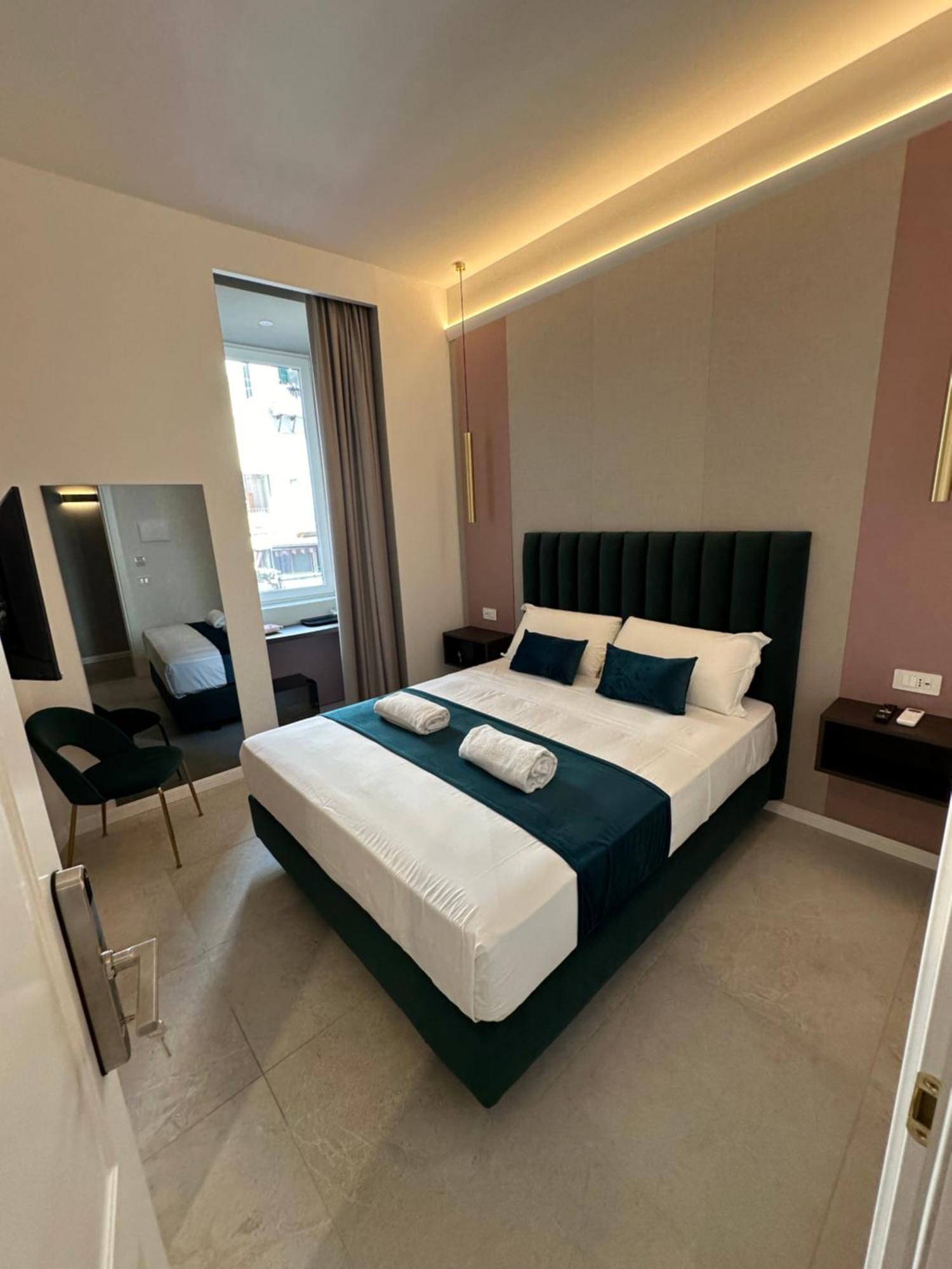 Hotiday Room Collection - Napoli Museo Suite מראה חיצוני תמונה